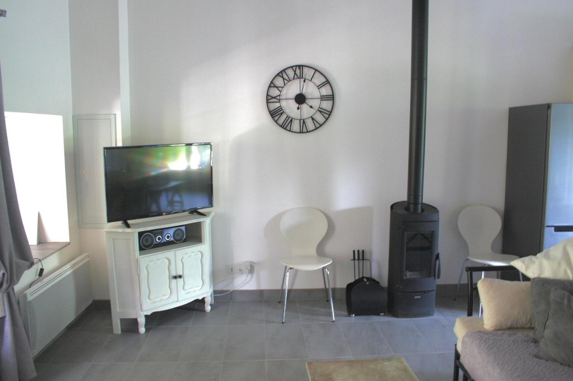 Gites Avec Piscine Et Jacuzzi Au Mas De Cadoule Saint-Just  Chambre photo