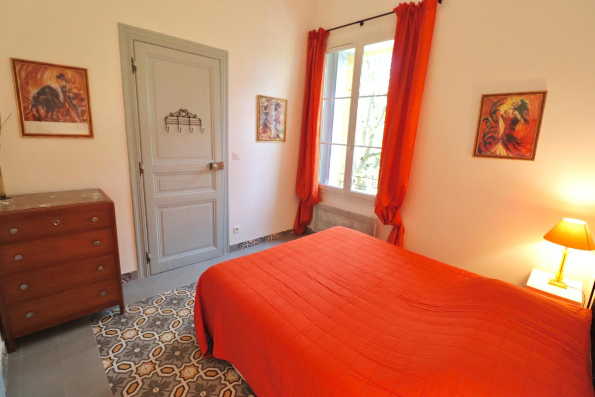 Gites Avec Piscine Et Jacuzzi Au Mas De Cadoule Saint-Just  Chambre photo