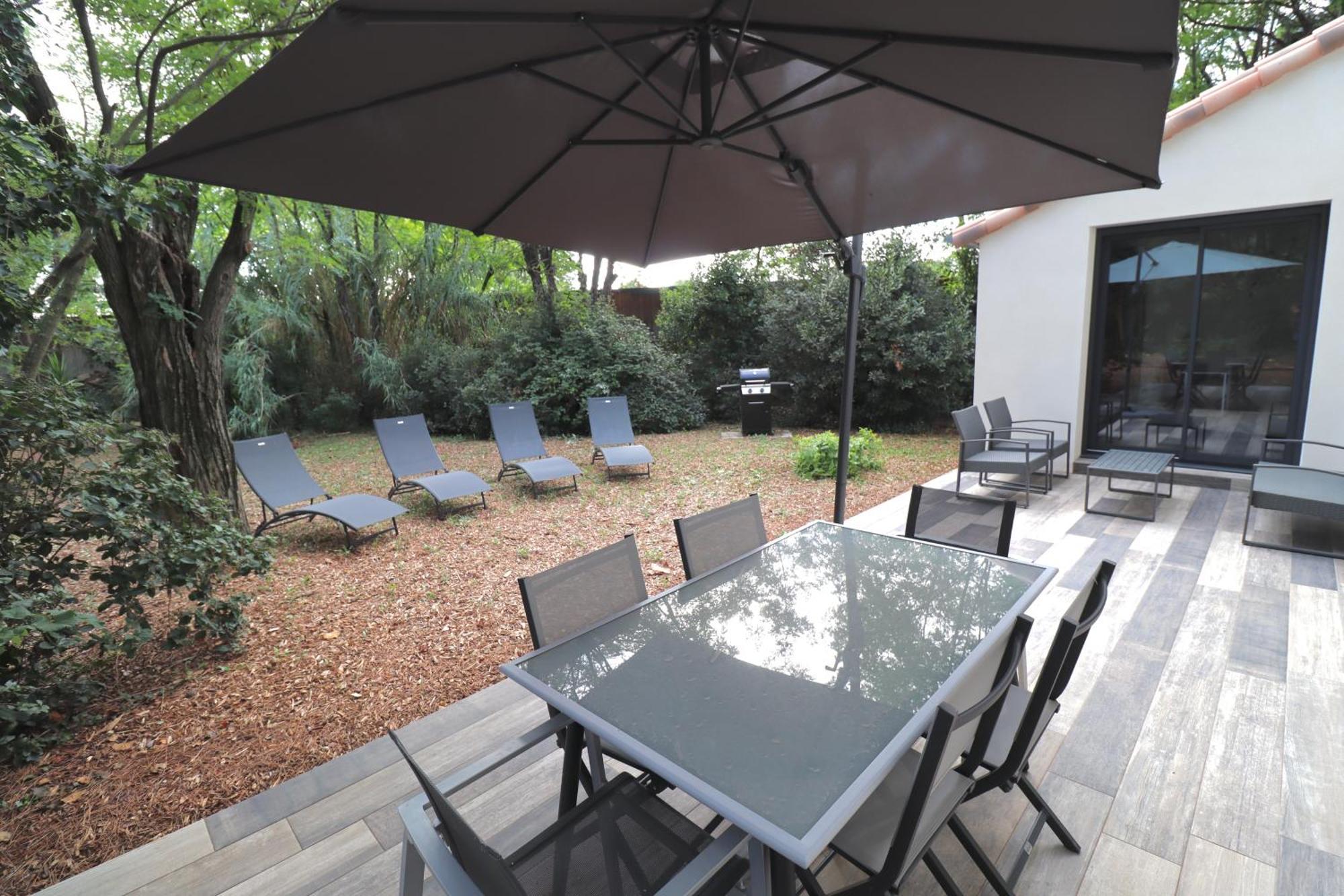 Gites Avec Piscine Et Jacuzzi Au Mas De Cadoule Saint-Just  Chambre photo