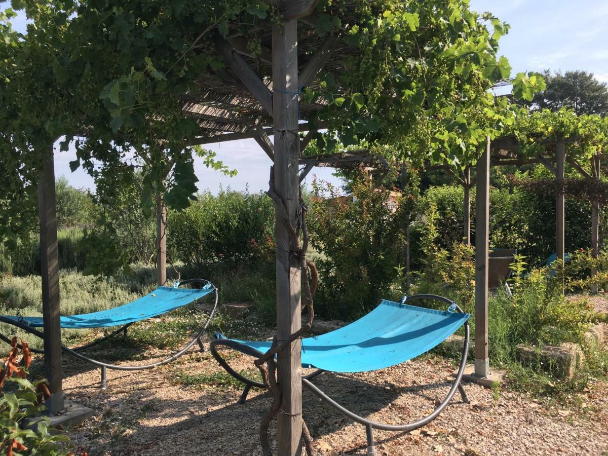 Gites Avec Piscine Et Jacuzzi Au Mas De Cadoule Saint-Just  Chambre photo